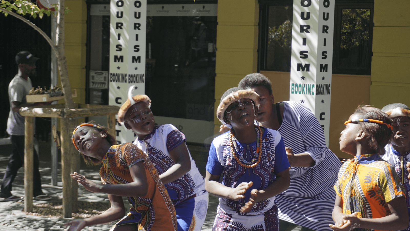 Cameroon'S Cultural Heritage: A Journey Through Diversity, Tradition, And Identity 🌍🎶🎨 1 Cameroon'S Cultural Heritage