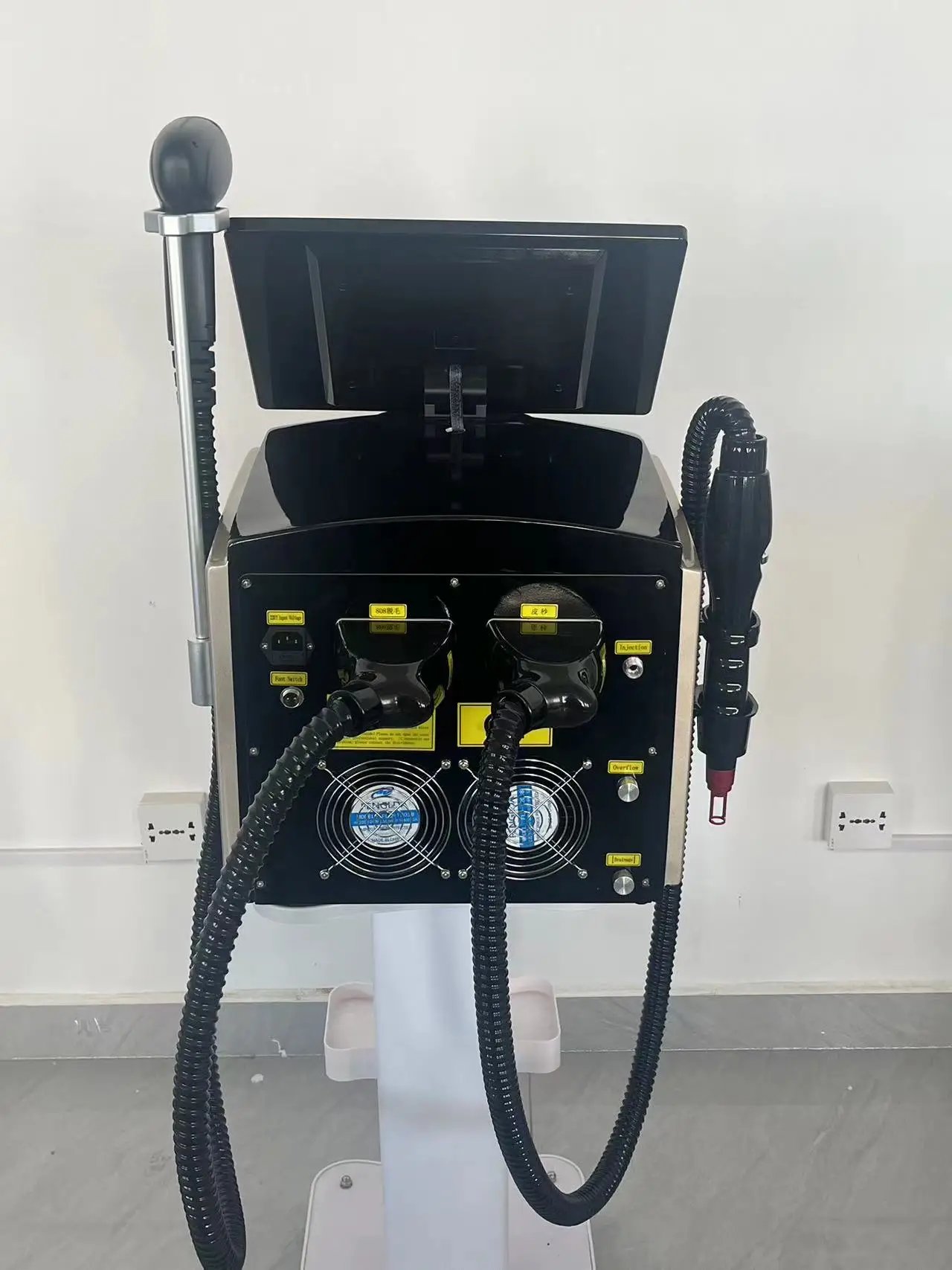2in1 Soprano Titanium Ice Platinum Diode 755 808 1064nm 3 Wavelength Laser ND:YAG Machine Painless Hair Removal Machine 2025